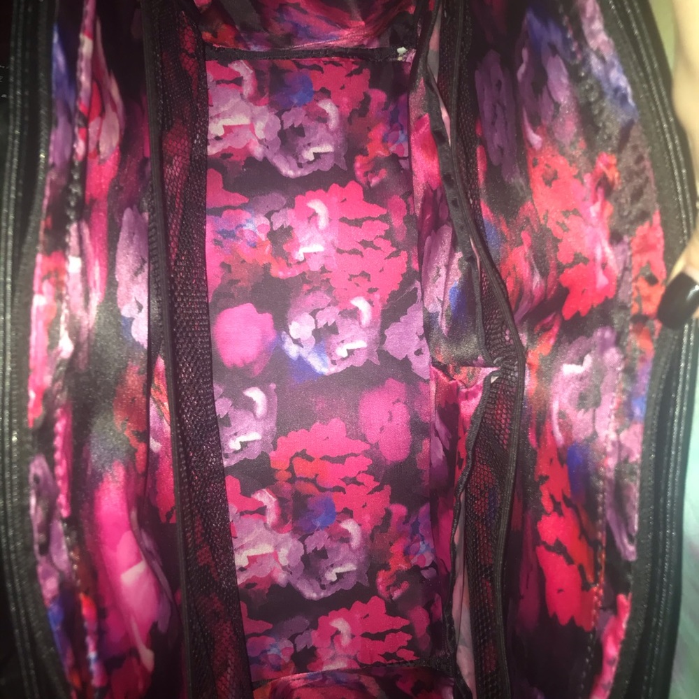 Large tote - Picture 2 of 2